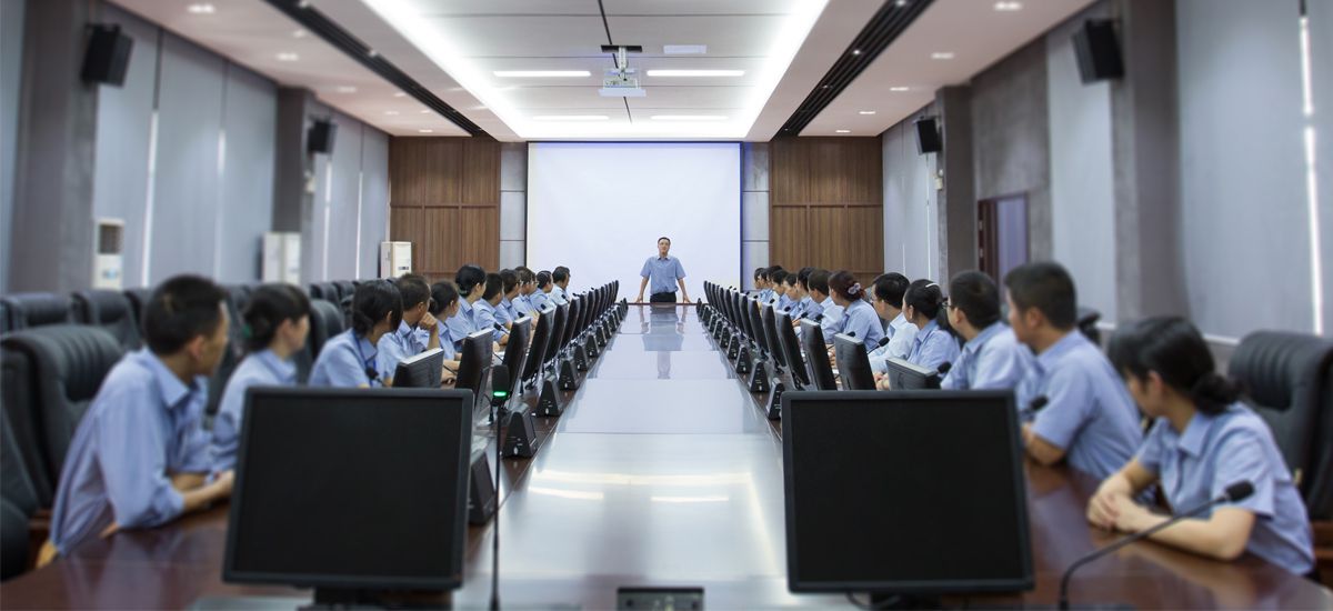 政府機構(gòu)工服定做采購案例